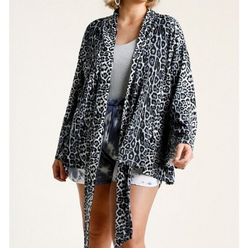 New‎ Umgee Kimono Cardigan Gray Animal Leopard Print Tie Front Plus Size